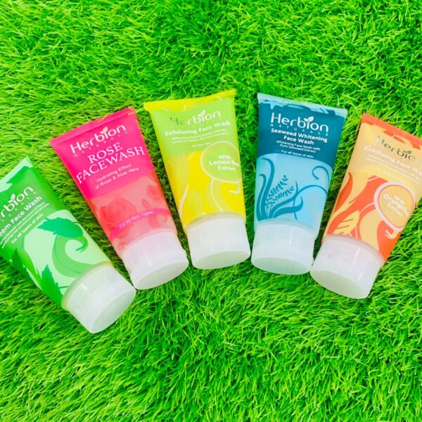 Herbion Facewash